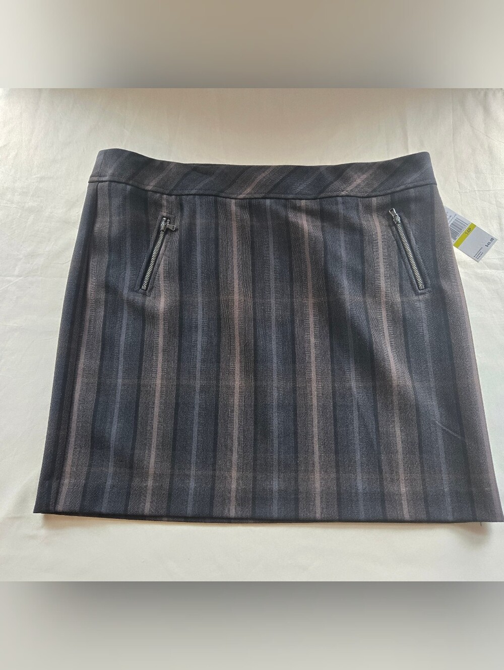 Architect Gray Black Striped Knee Length Skirt Women’s 14P NWT